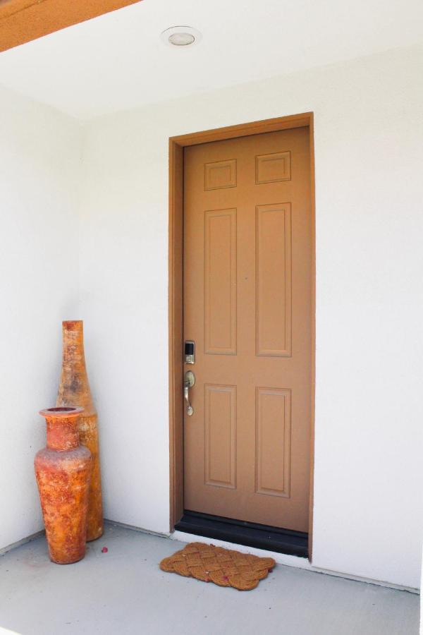 Entire Bungalow W/ Private Pool Near Palm Springs! Indio Ngoại thất bức ảnh