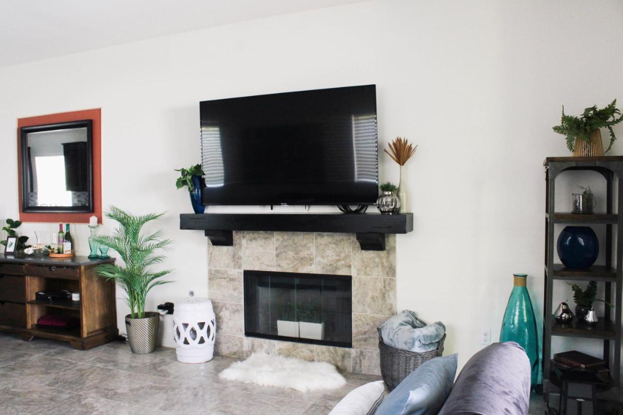 Entire Bungalow W/ Private Pool Near Palm Springs! Indio Ngoại thất bức ảnh